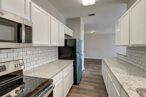 $1,595 | 13986 Fortuna Bay Drive, Unit A, Corpus Christi, TX 78418
