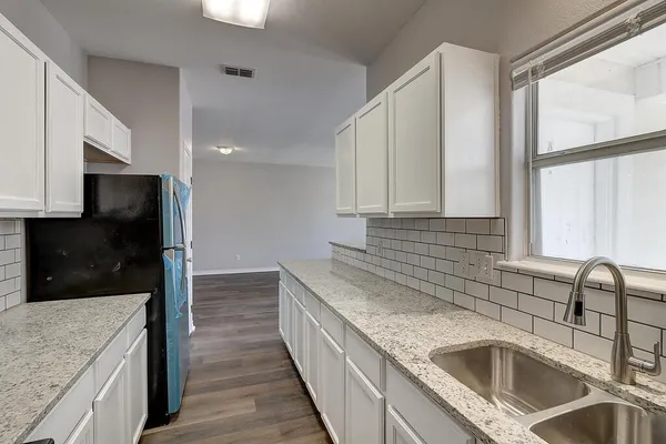 $1,595 | 13986 Fortuna Bay Drive, Unit A, Corpus Christi, TX 78418