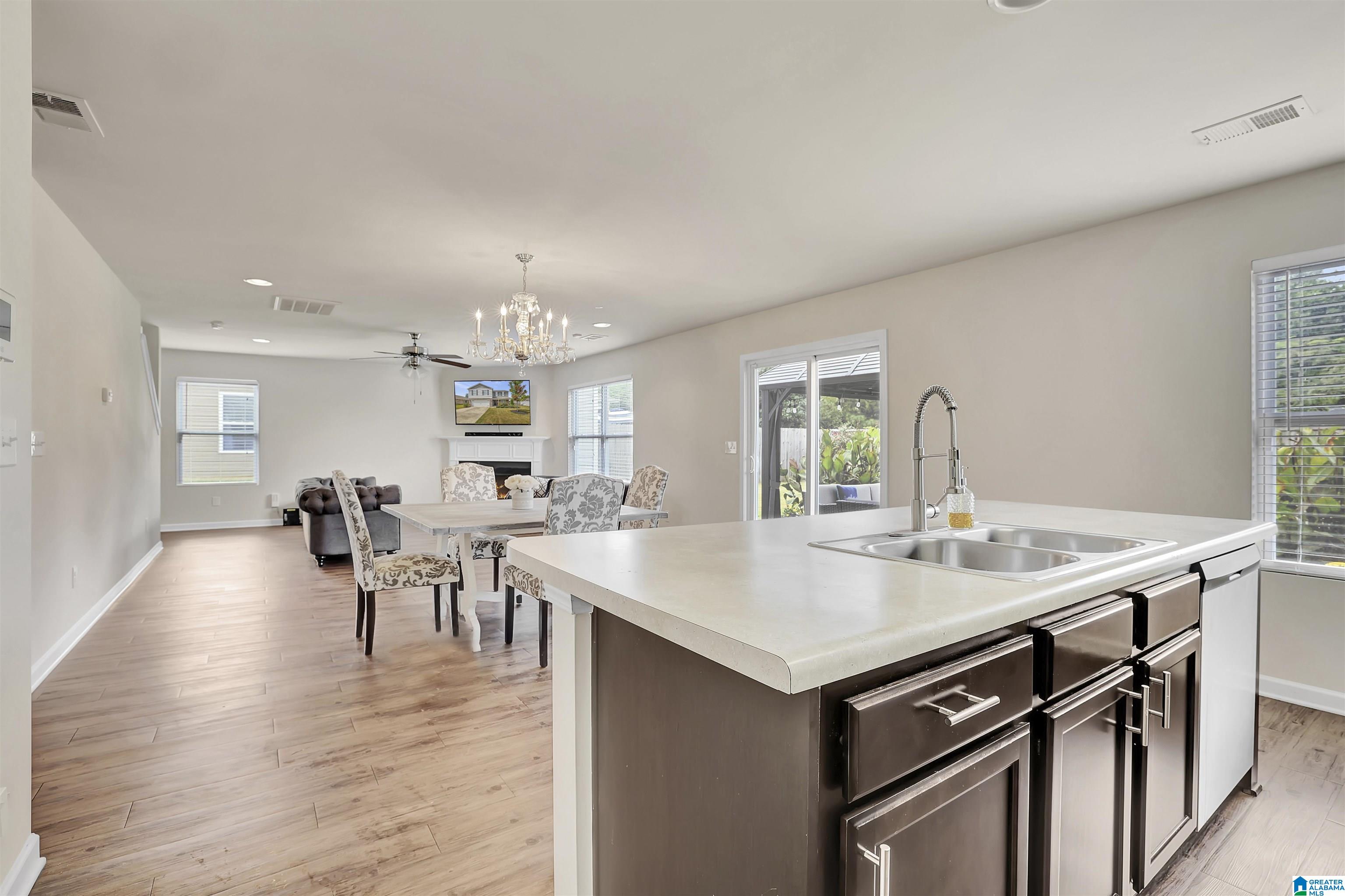 197 Addison Drive Calera, AL 35040 - Photo 4 of 20