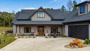 $899,900 | 521 Horns Creek Road, Old Fort, TN 37362