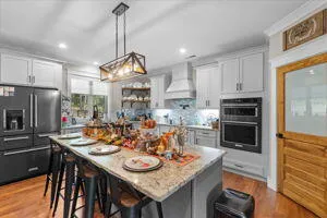 $899,900 | 521 Horns Creek Road, Old Fort, TN 37362