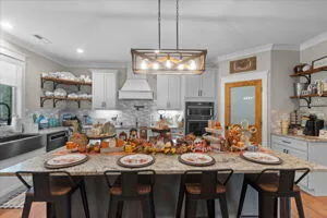 $899,900 | 521 Horns Creek Road, Old Fort, TN 37362