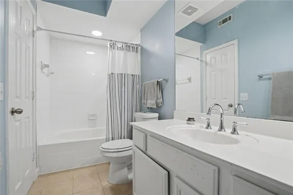 $289,000 | 3777 Peachtree Road Northeast, Unit 1327, Brookhaven, GA 30319