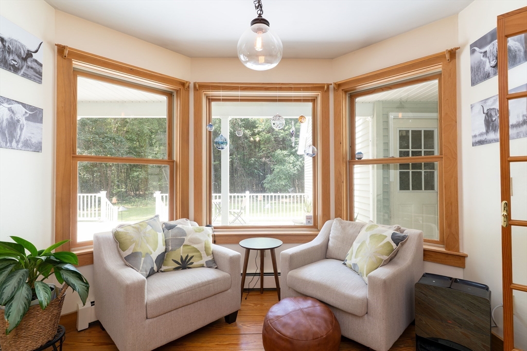 132 Springfield Road Belchertown, MA 01007 - Photo 9 of 42