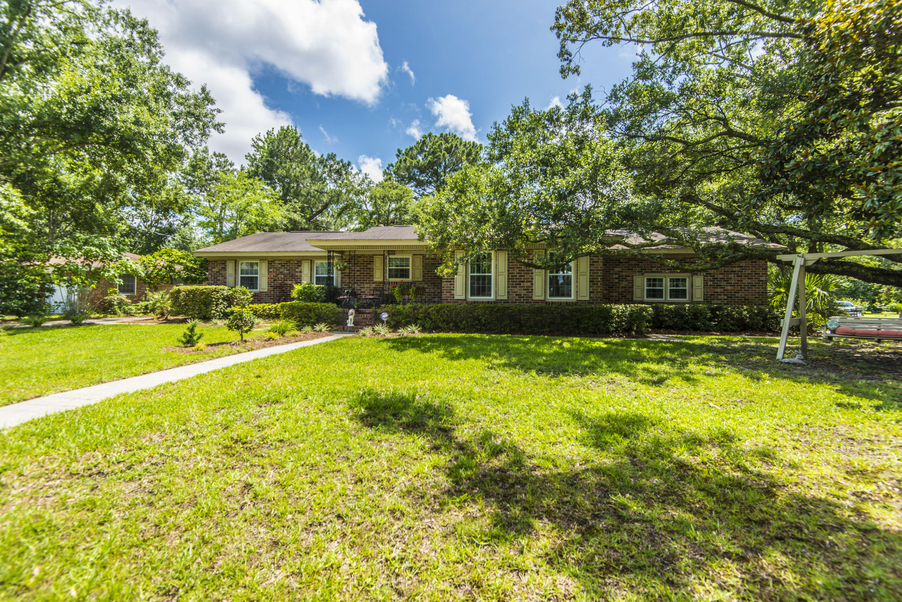 355 Betsy Road Charleston, SC 29407 - Photo 2 of 57 _DSC7469