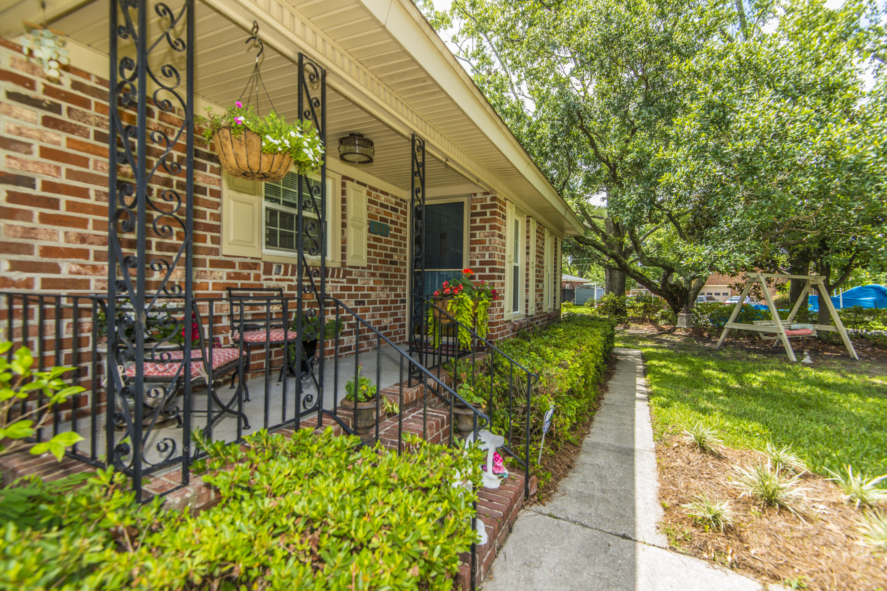 355 Betsy Road Charleston, SC 29407 - Photo 4 of 57 _DSC7482
