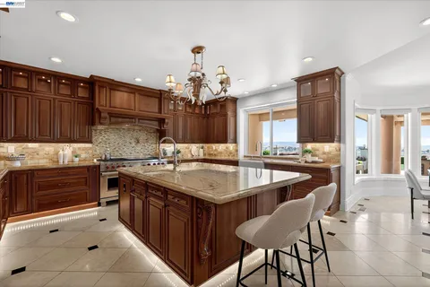 $6,500,000 | 3301 Deer Hollow Drive, Danville, CA 94506