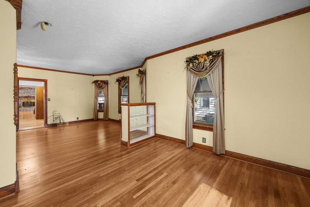 1424 11th Street Moline, IL 61265 - Photo 16 of 46