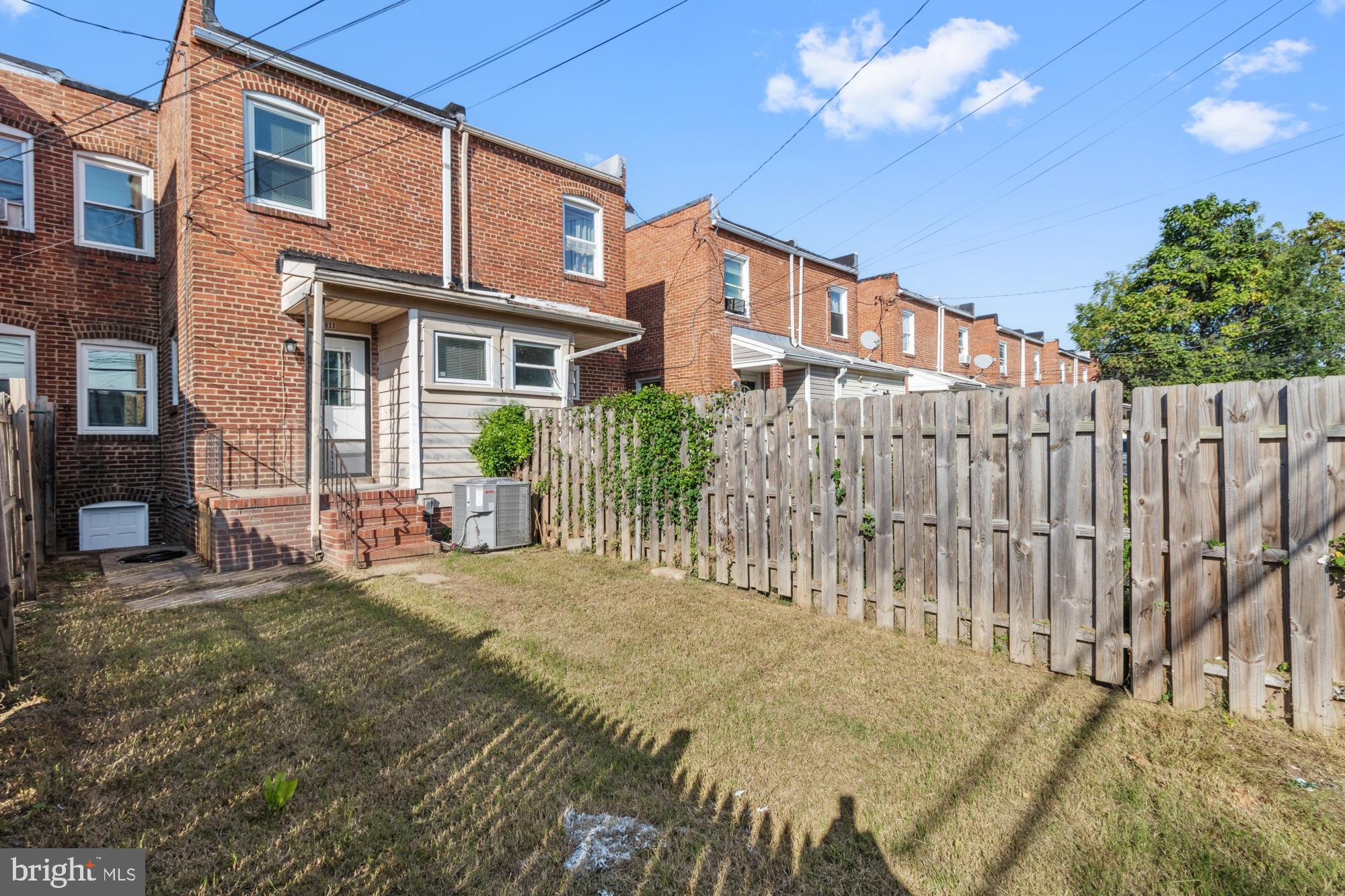 7033 Dunbar Road Baltimore, MD 21222 - Photo 36 of 36 Rear Yard