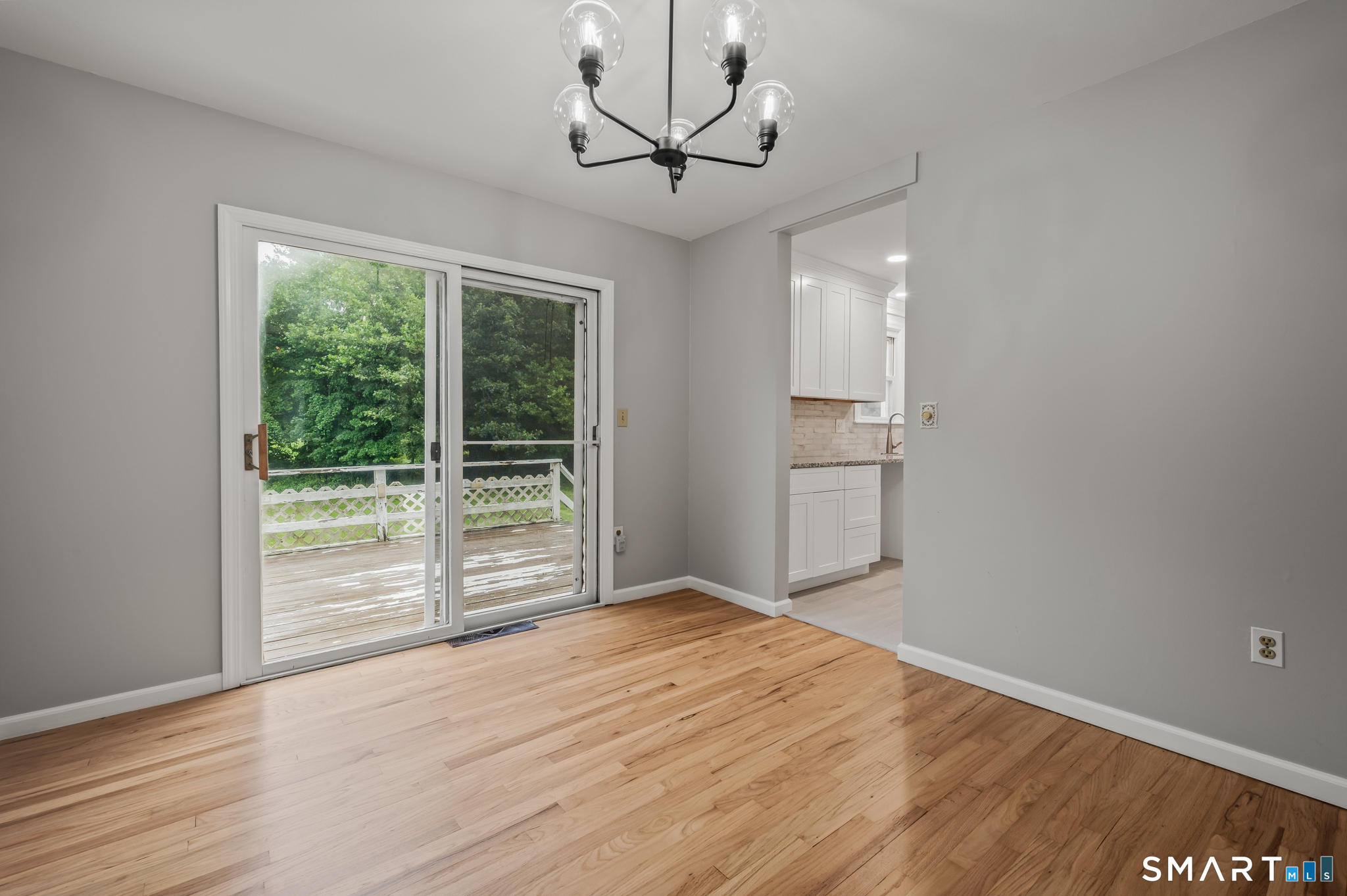 19 Sheffield Road North Haven, CT 06473 - Photo 7 of 33 Gallery Image 7
