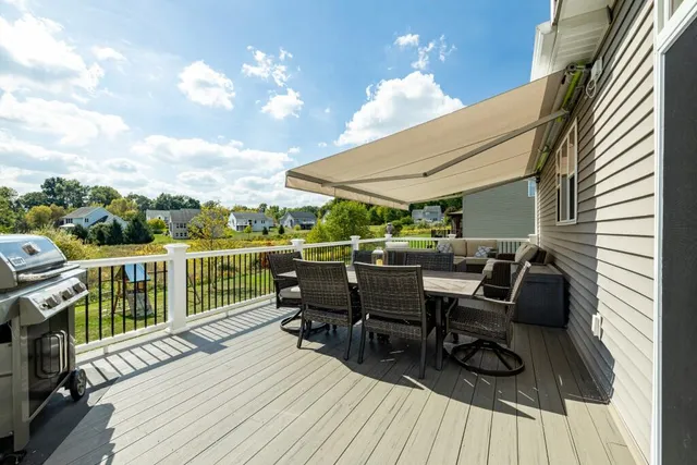 $599,000 | 5548 Seney Circle North, Whitmore Lake, MI 48189