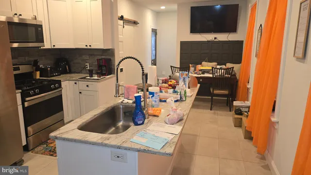 $315,000 | 121 South Marshall Street, Lancaster, PA 17602