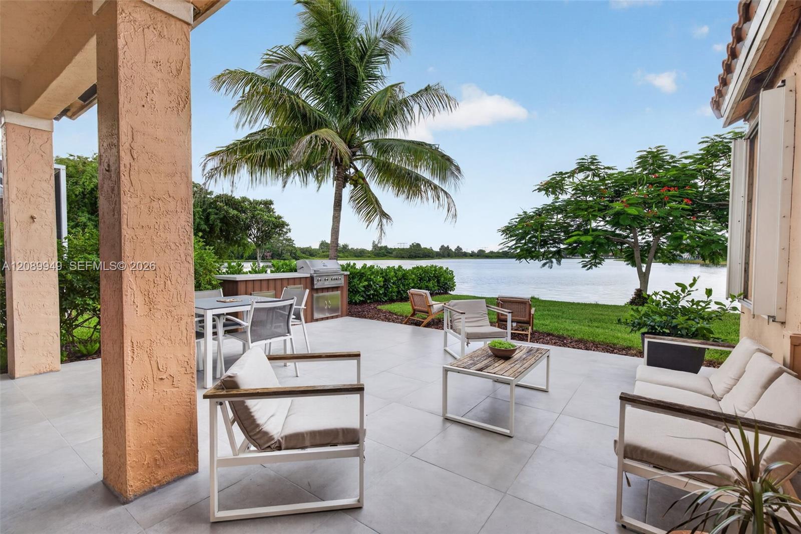 820 Falling Water Road Weston, FL 33326 - Photo 41 of 56 Gallery Image 41