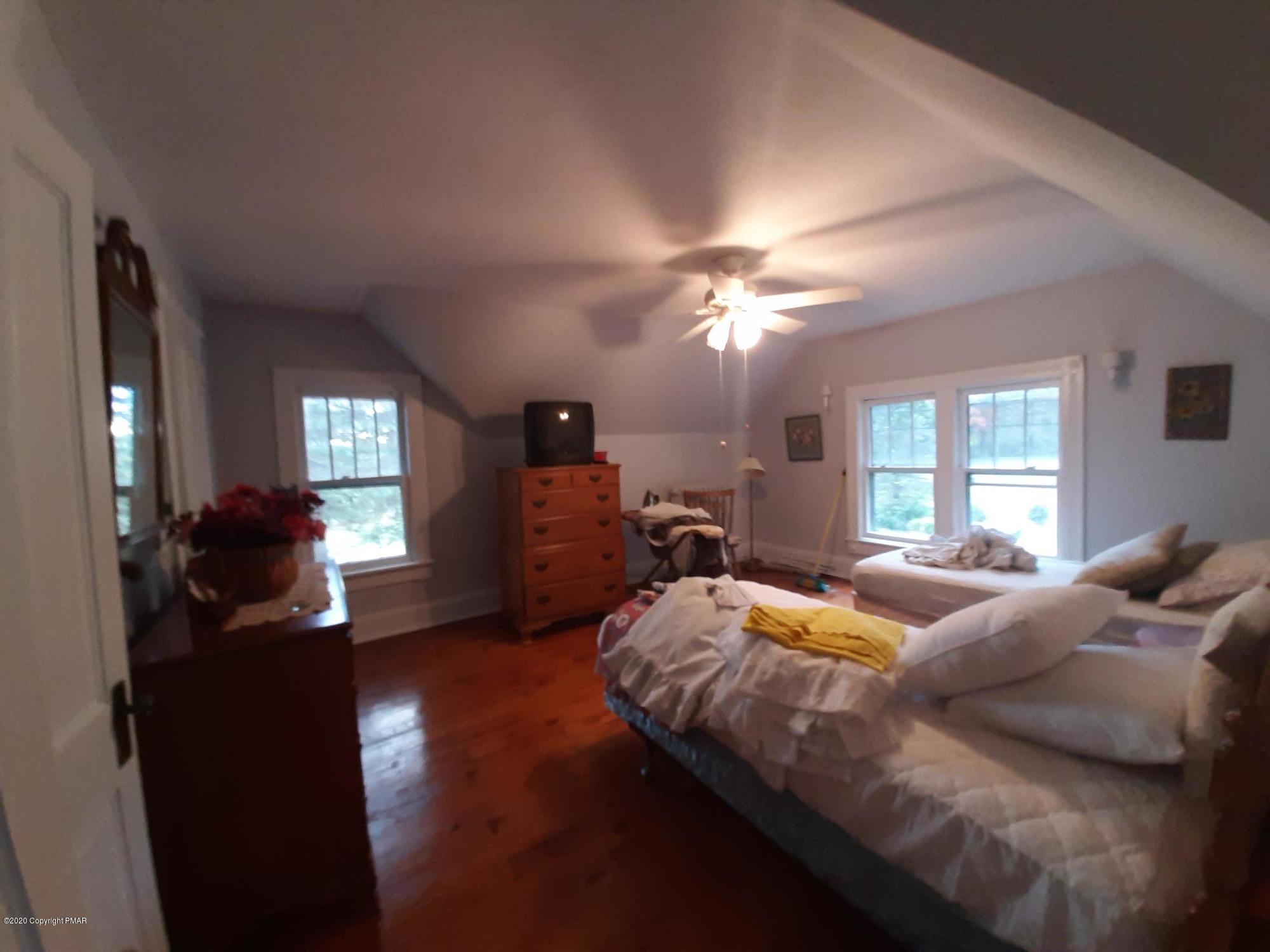 31 Knob Road Mount Pocono, PA 18344 - Photo 21 of 31 20201005_170051