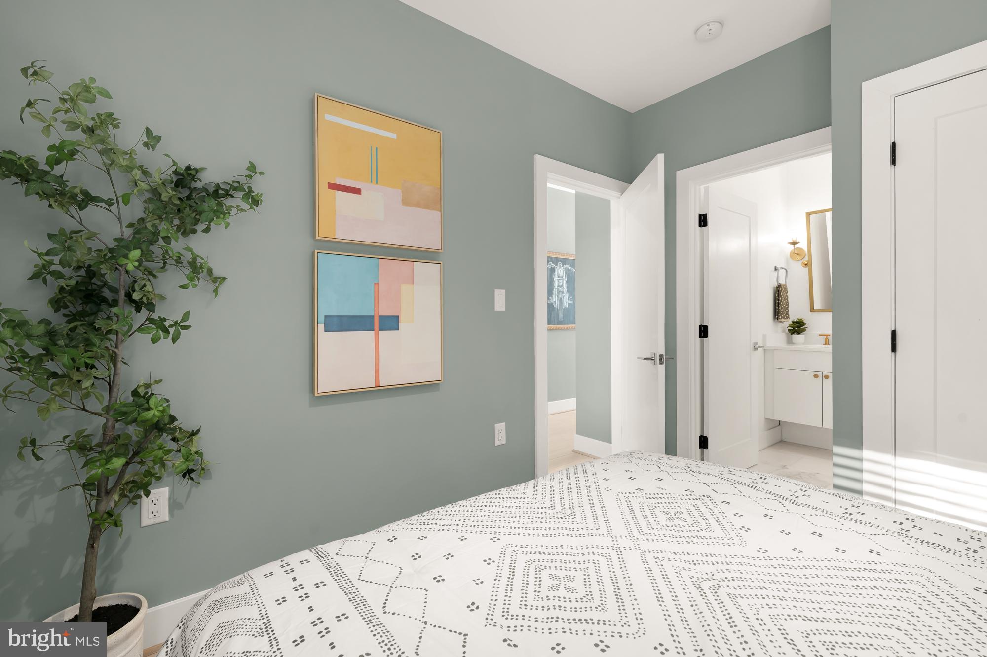 1415 Oak Street Northwest, Unit 102 Washington, DC 20010 - Photo 22 of 33