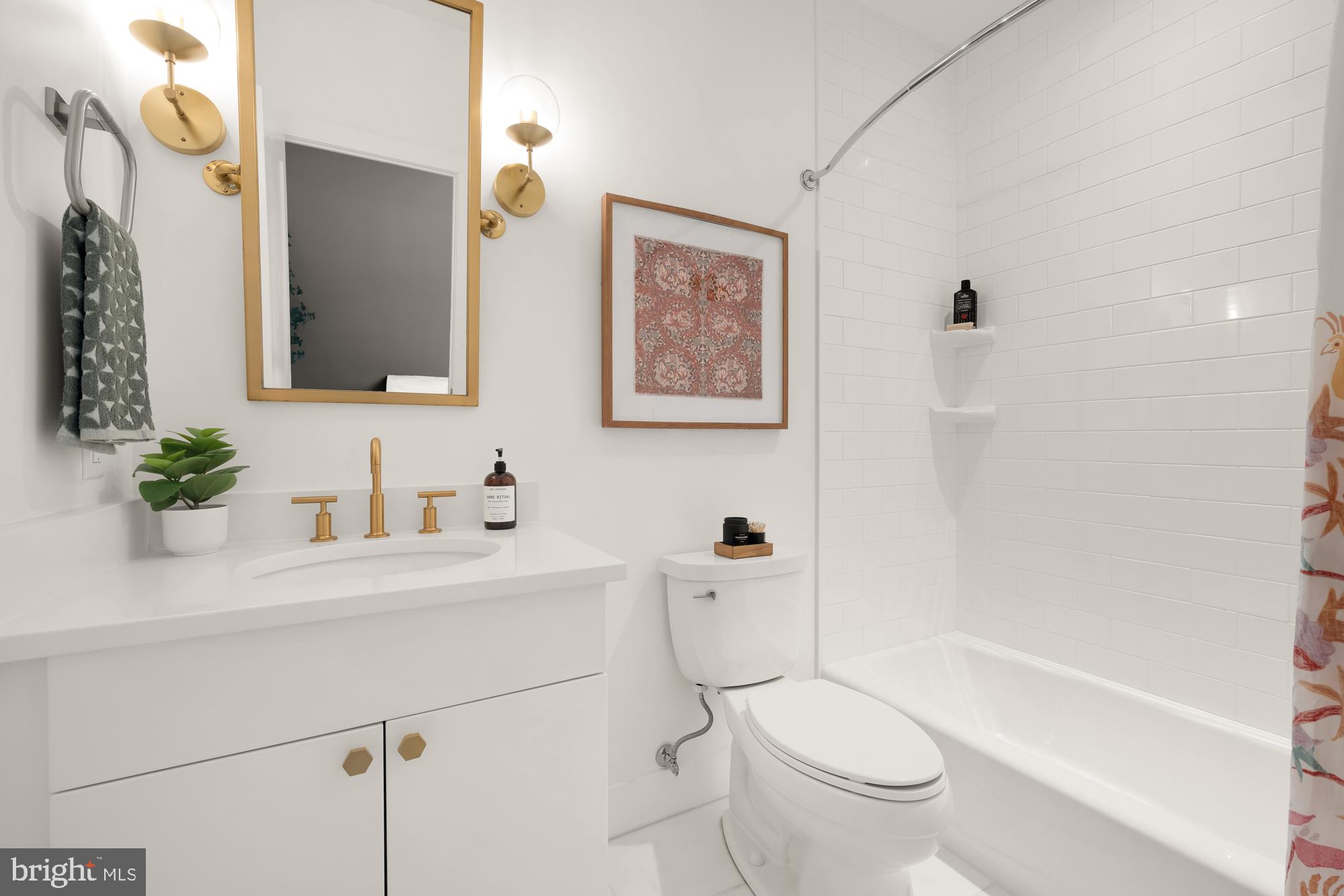 1415 Oak Street Northwest, Unit 102 Washington, DC 20010 - Photo 23 of 33