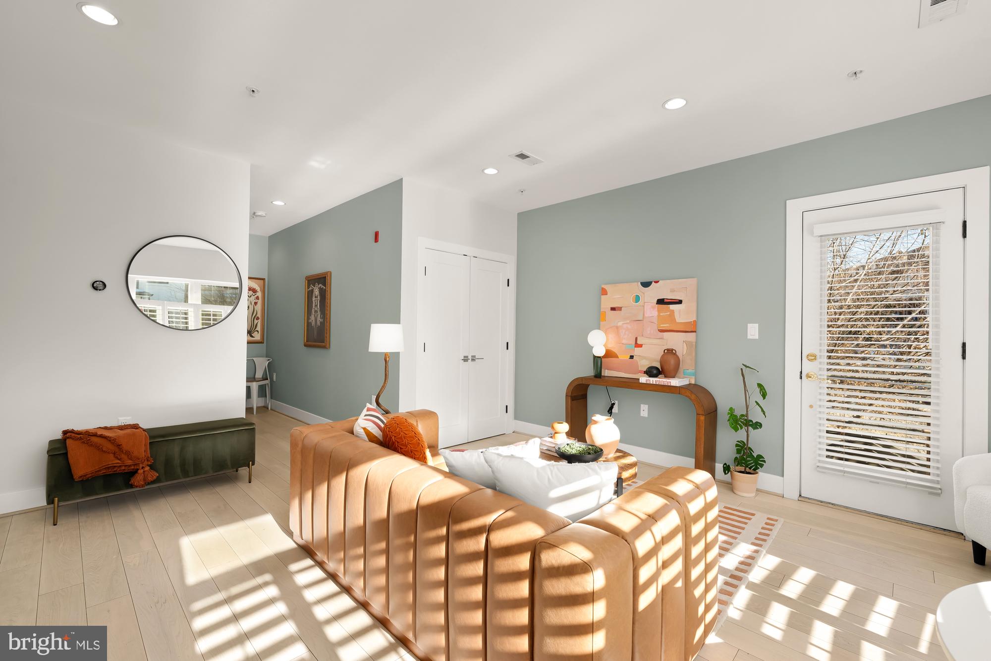 1415 Oak Street Northwest, Unit 102 Washington, DC 20010 - Photo 4 of 33