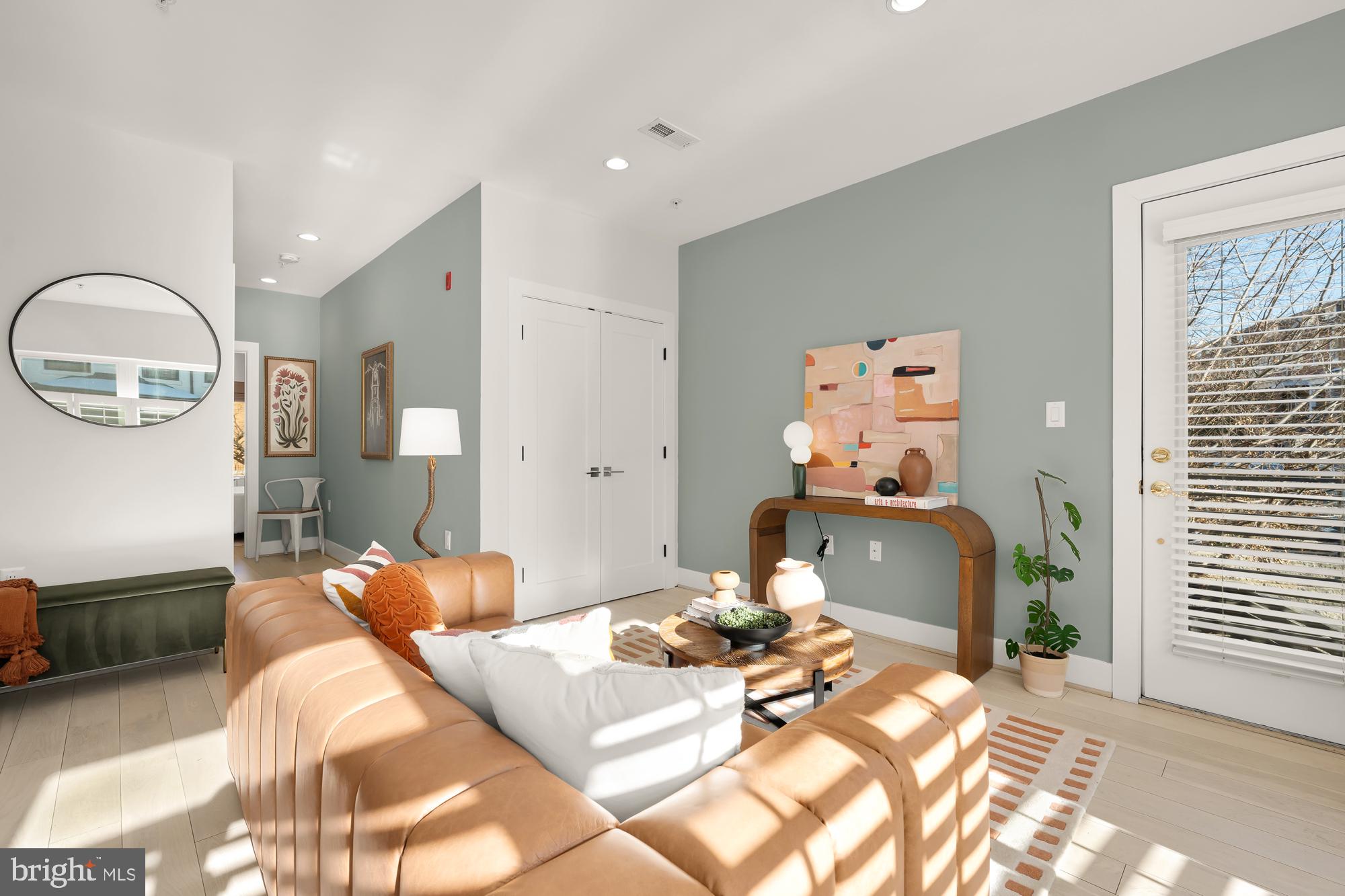 1415 Oak Street Northwest, Unit 102 Washington, DC 20010 - Photo 9 of 33