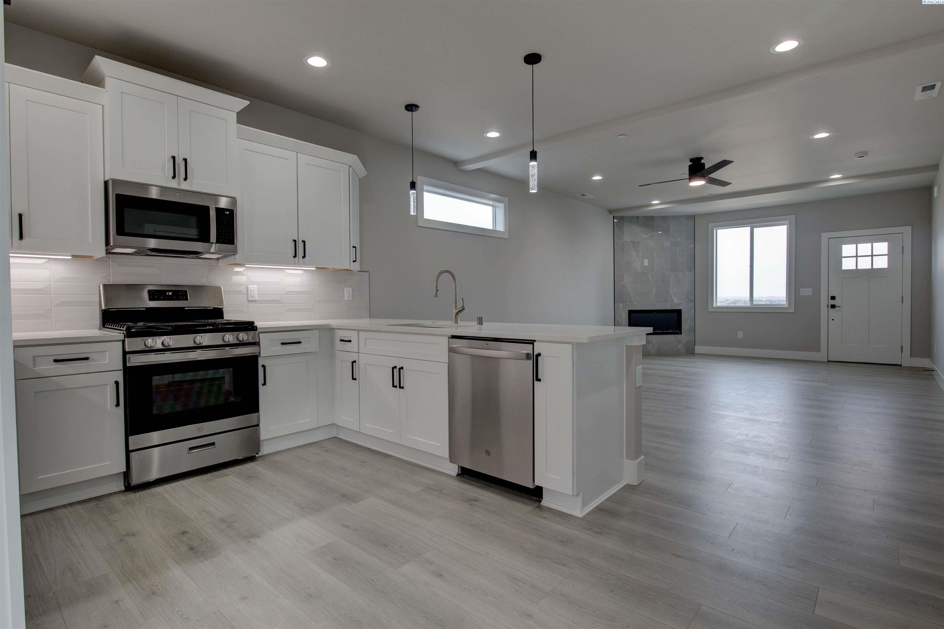 707 Rio Vista Loop, Unit LOT 1 Richland, WA 99352 - Photo 7 of 21 Gallery Image 7