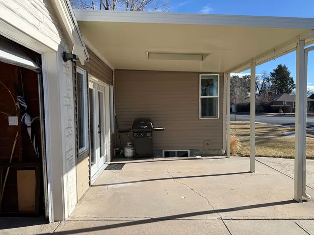 $224,000 | 2502 East C Street, Torrington, WY 82240