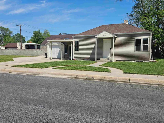 $224,000 | 2502 East C Street, Torrington, WY 82240