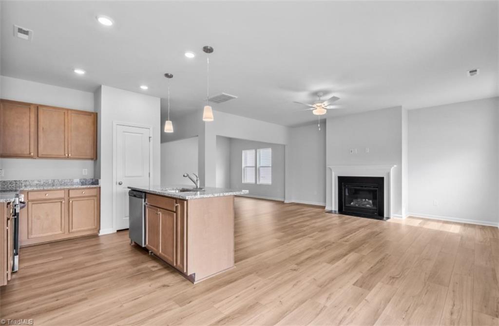 2557 Raspberry Hl Drive Winston-Salem, NC 27106 - Photo 8 of 19