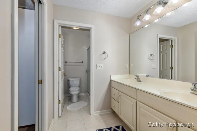 $425,000 | 5162 Hawk Hollow Drive East, Bath, MI 48808