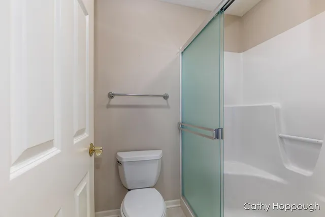 $425,000 | 5162 Hawk Hollow Drive East, Bath, MI 48808