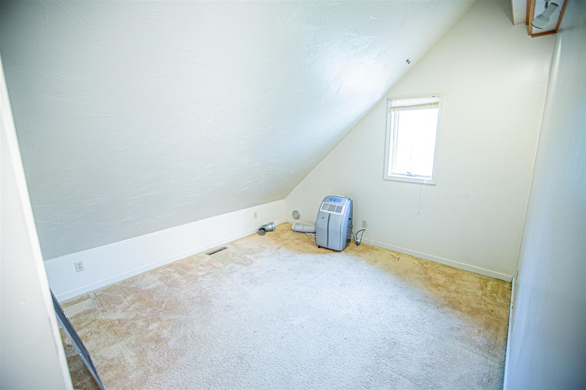 23435 Brick Road South Bend, IN 46628 - Photo 22 of 30 Gallery Image 22