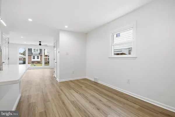 $384,990 | 412 Ohio Avenue, Folsom, PA 19033