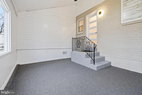 $384,990 | 412 Ohio Avenue, Folsom, PA 19033