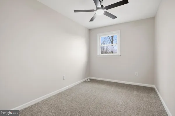 $384,990 | 412 Ohio Avenue, Folsom, PA 19033