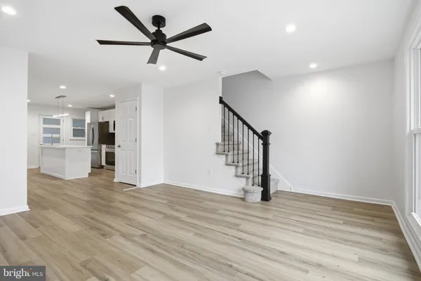 $384,990 | 412 Ohio Avenue, Folsom, PA 19033