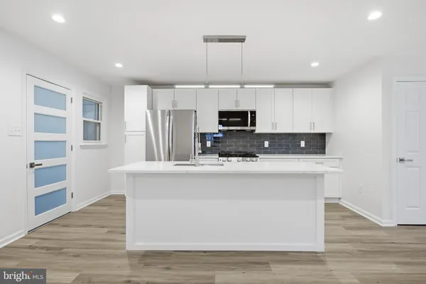 $384,990 | 412 Ohio Avenue, Folsom, PA 19033