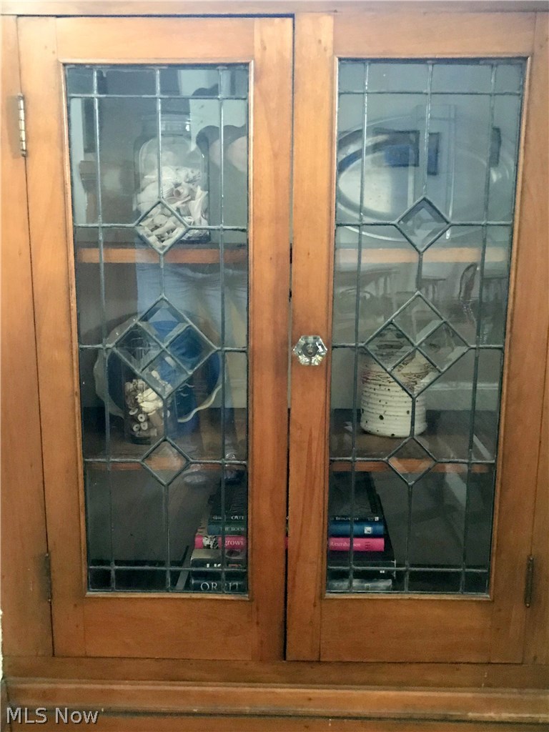 1029 Woodview Road Cleveland, OH 44121 - Photo 10 of 35 Dining Room Leaded Glass Cabinet Door