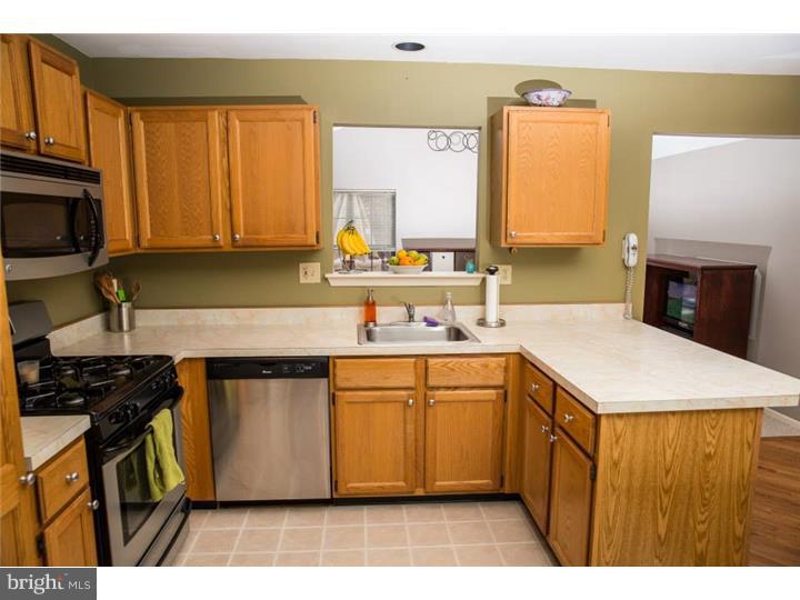 306 Scola Road Brookhaven, PA 19015 - Photo 5 of 18 Kitchen