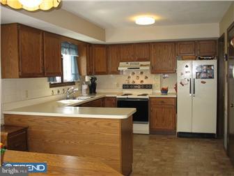211 Julie Road Chalfont, PA 18914 - Photo 3 of 12 Kitchen