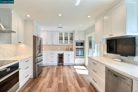 $2,100,000 | 3104 Kirby Lane, Walnut Creek, CA 94598