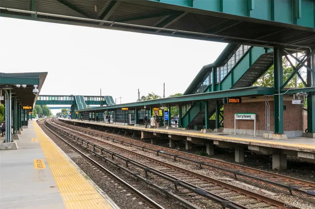 $2,500 | 5 John Street, Unit 3RD FL PENTHOUSE, Tarrytown, NY 10591