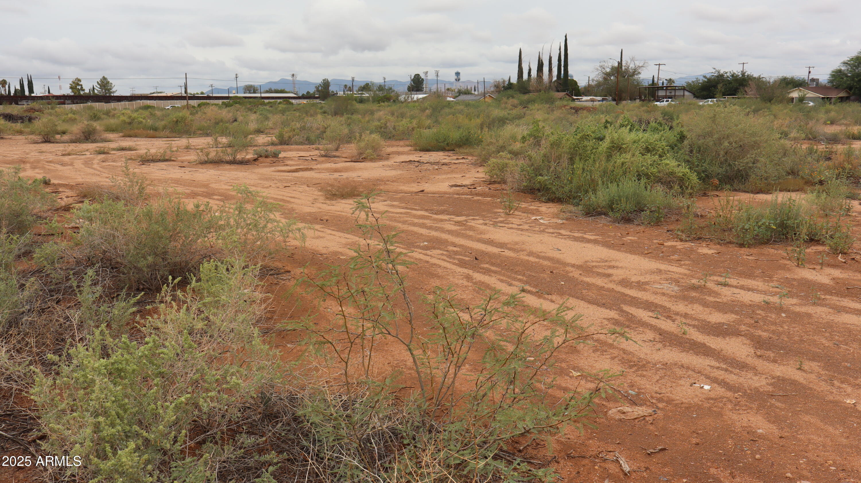 Tbd A Avenue, Unit 40925003 Douglas, AZ 85607 - Photo 2 of 7 a view of an ocean and beach