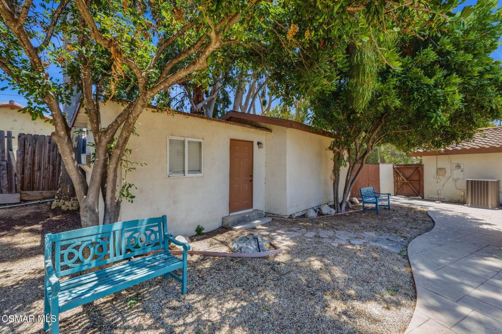 897 Old Farm Road Thousand Oaks, CA 91360 - Photo 29 of 35