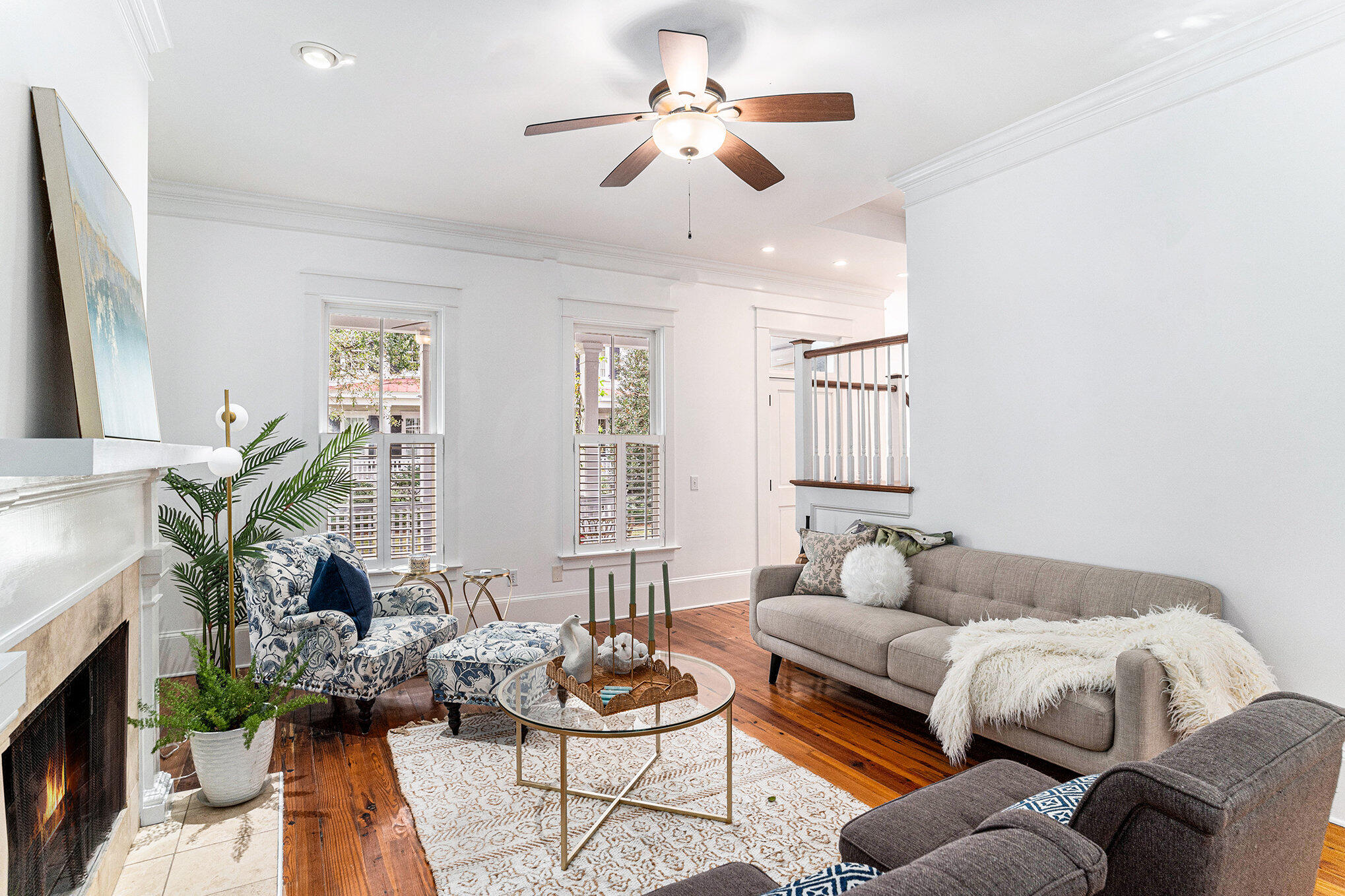 42 Isle Of Hope Road Mount Pleasant, SC 29464 - Photo 6 of 37 Living Room Reverse View