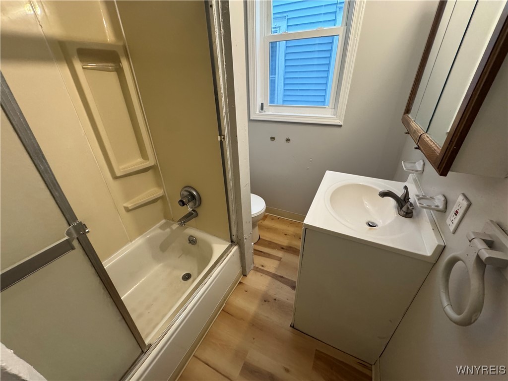 64 Barton Street Buffalo, NY 14213 - Photo 15 of 38