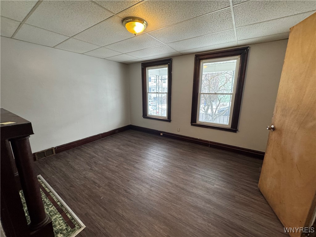 64 Barton Street Buffalo, NY 14213 - Photo 6 of 38