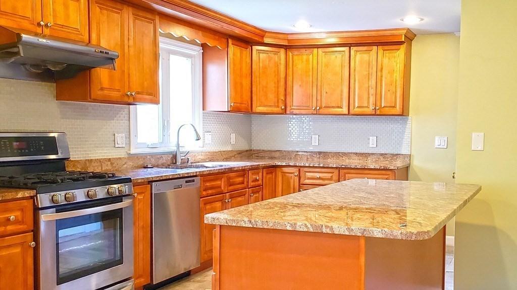 247 Edge Hill Road Milton, MA 02186 - Photo 3 of 18 Gallery Image 3