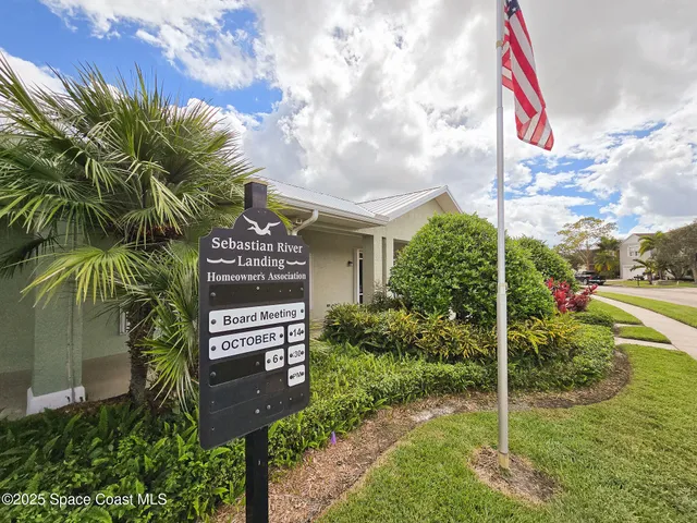 $359,900 | 100 Elena Drive, Sebastian, FL 32958