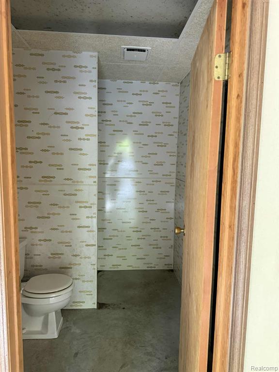 8460 North Harrison Road Roscommon, MI 48653 - Photo 30 of 43