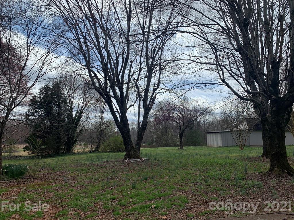 237 Ashbrook Road Statesville, NC 28677 - Photo 7 of 29 Gallery Image 7