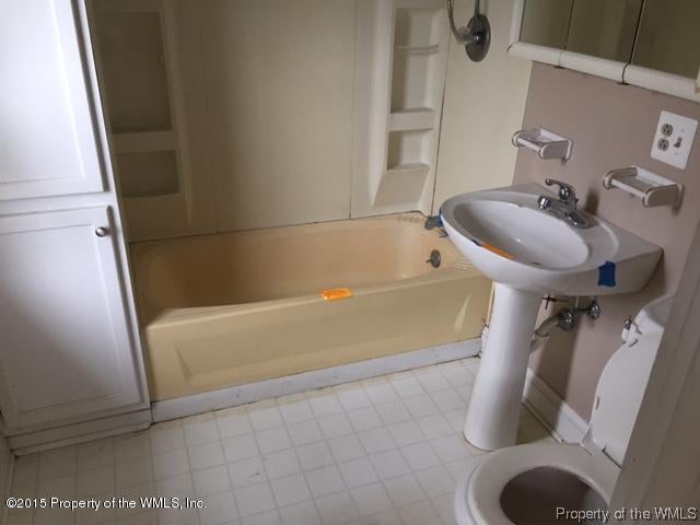 9418 Crossover Road Lanexa, VA 23089 - Photo 4 of 17 Gallery Image 4