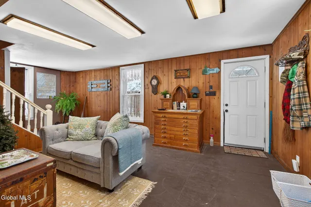 $239,999 | 315 Lake Avenue, Lake Luzerne, NY 12846